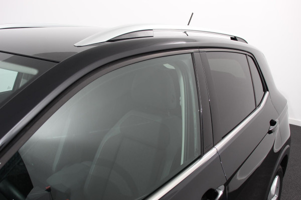 Volkswagen T-Cross 1.0 TSI 110pk DSG R-Line Navigatie Climate control Virtual Cockpit Camera Stoelverwarming