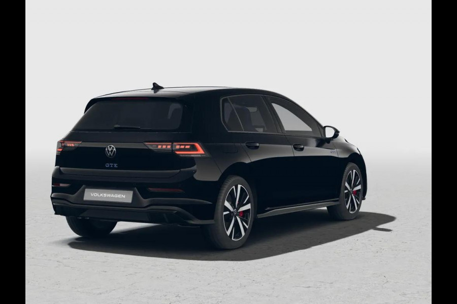 Volkswagen Golf 1.5 eHybrid GTE 272PK PHEV | Eind augustus verwacht  | Panorama dak | Black Style | 18" Lm velgen | Multimedia pakket plus |