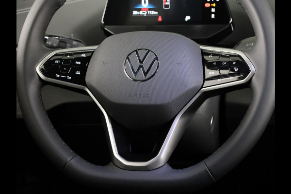 Volkswagen Pro Business 77 kWh accu 210 kW / 286 PK SUV Elekt