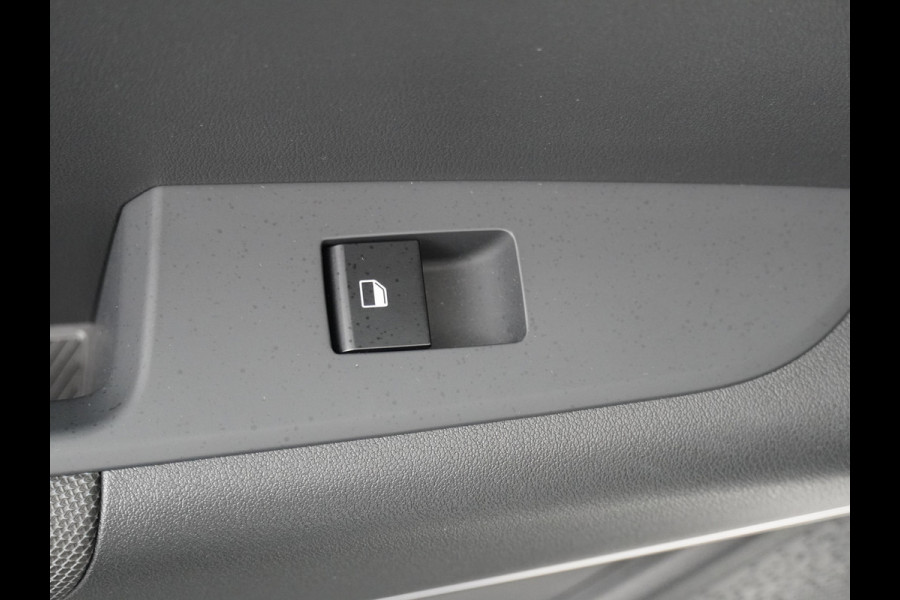 Kia Niro EV DynamicLine 64.8 kWh - Adaptief Cruise Control - Navigatie - Climate Control - Apple/Android Carplay - Fabrieksgarantie Tot 2031