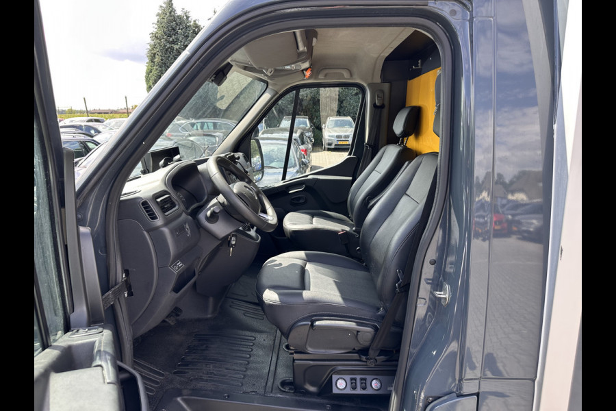 Renault Master T35 2.3 dCi 150 L3 H2 Energy Aut. *AIRCO | CRUISE | CAMERA | PDC | COMFORT-SEATS | AIRPRESSURE-SEAT | RADIO-CD/MP3 *