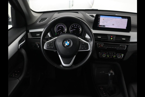 BMW X1 xDrive25e eDrive Edition | Leder | Head-Up | Stoelverwarming | Full LED | Navigatie | Climate control | Parkeerhulp | Cruise control | DAB