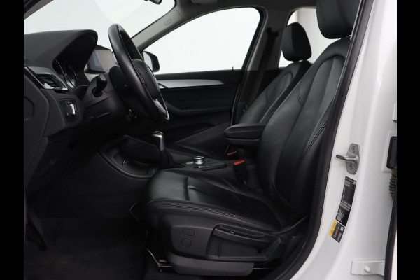 BMW X1 xDrive25e eDrive Edition | Leder | Head-Up | Stoelverwarming | Full LED | Navigatie | Climate control | Parkeerhulp | Cruise control | DAB