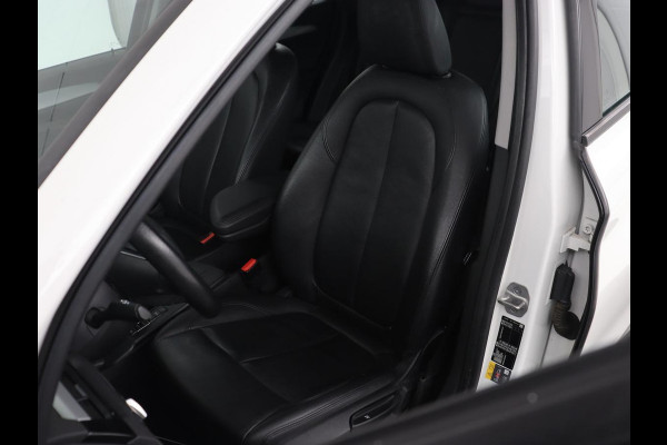 BMW X1 xDrive25e eDrive Edition | Leder | Head-Up | Stoelverwarming | Full LED | Navigatie | Climate control | Parkeerhulp | Cruise control | DAB