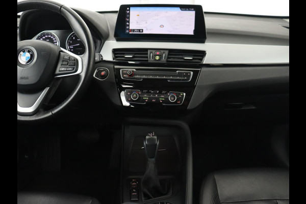 BMW X1 xDrive25e eDrive Edition | Leder | Head-Up | Stoelverwarming | Full LED | Navigatie | Climate control | Parkeerhulp | Cruise control | DAB