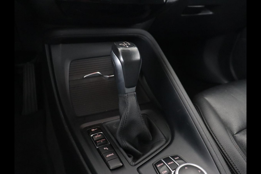 BMW X1 xDrive25e eDrive Edition | Leder | Head-Up | Stoelverwarming | Full LED | Navigatie | Climate control | Parkeerhulp | Cruise control | DAB