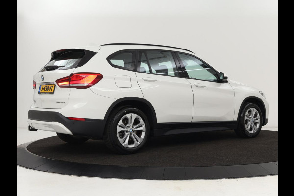 BMW X1 xDrive25e eDrive Edition | Leder | Head-Up | Stoelverwarming | Full LED | Navigatie | Climate control | Parkeerhulp | Cruise control | DAB