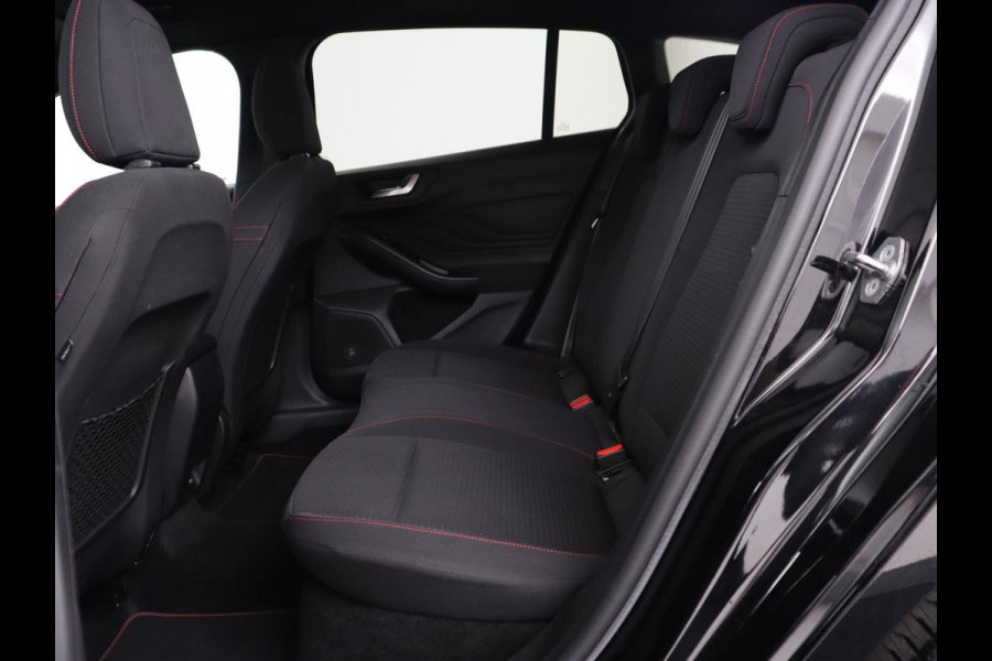 Ford Focus 2.0 EcoBlue ST Line | Stoel & stuurverwarming | Trekhaak | Adaptive cruise | Camera | Full LED | Keyless | B&O Sound | Navigatie | Carplay