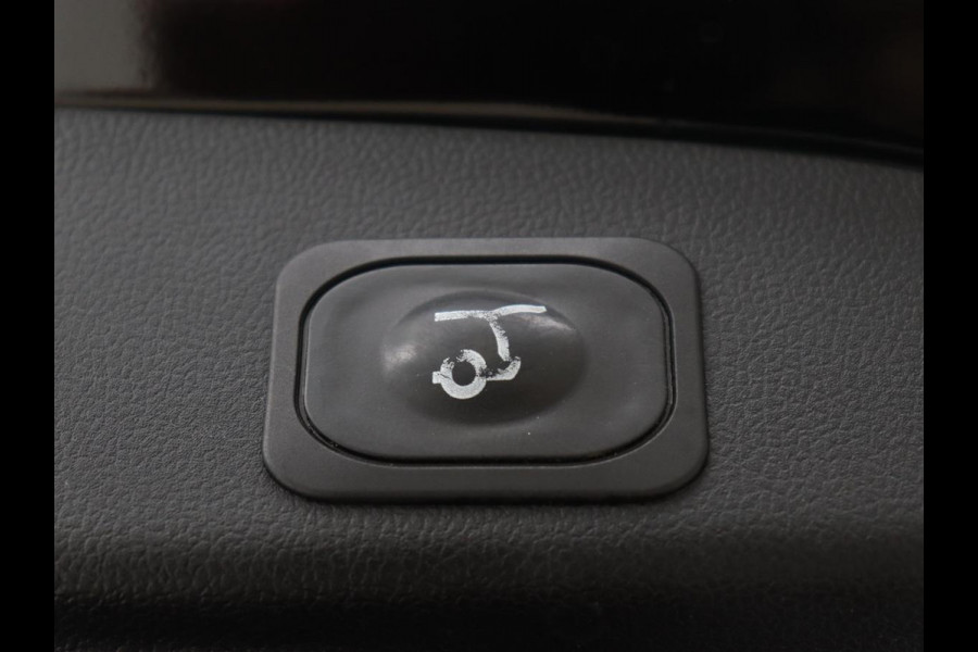Ford Focus 2.0 EcoBlue ST Line | Stoel & stuurverwarming | Trekhaak | Adaptive cruise | Camera | Full LED | Keyless | B&O Sound | Navigatie | Carplay