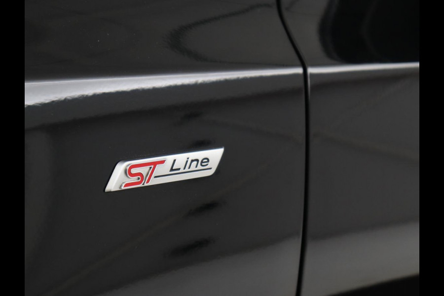 Ford Focus 2.0 EcoBlue ST Line | Stoel & stuurverwarming | Trekhaak | Adaptive cruise | Camera | Full LED | Keyless | B&O Sound | Navigatie | Carplay