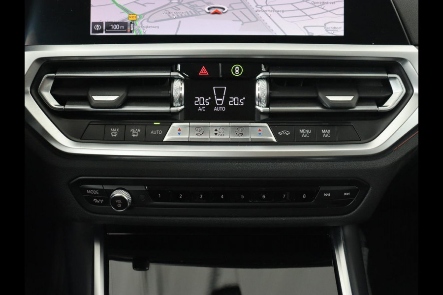 BMW 3 Serie 318i Executive Edition | Sport Line | Trekhaak | Sportstoelen | Carplay | Half leder | Live Cockpit | Navigatie | Climate control | Parkeerhulp