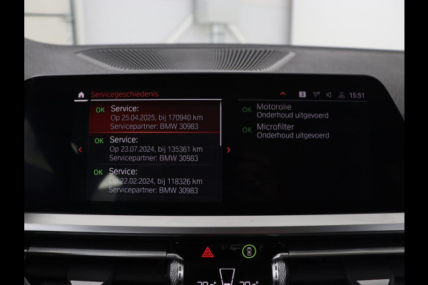 BMW 3 Serie 318i Executive Edition | Sport Line | Trekhaak | Sportstoelen | Carplay | Half leder | Live Cockpit | Navigatie | Climate control | Parkeerhulp