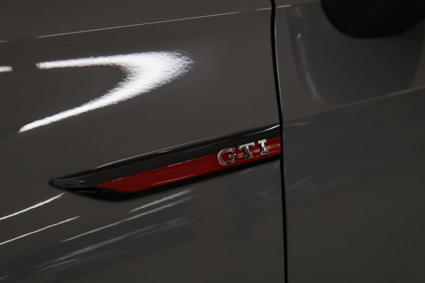 Volkswagen Golf 2.0 TSI GTI CLUBSPORT /PANO/NURBERG/CAM/HUD/IQ-LIGHT/MEMORY/STUURVERWARING/BOMVOLL