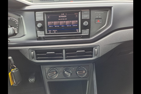 Volkswagen Polo 1.0 MPI Trendline | Airco | Cruise | All-seasons |