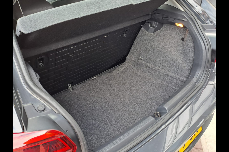 Volkswagen Polo 1.0 MPI Trendline | Airco | Cruise | All-seasons |