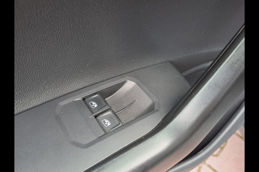 Volkswagen Polo 1.0 MPI Trendline | Airco | Cruise | All-seasons |