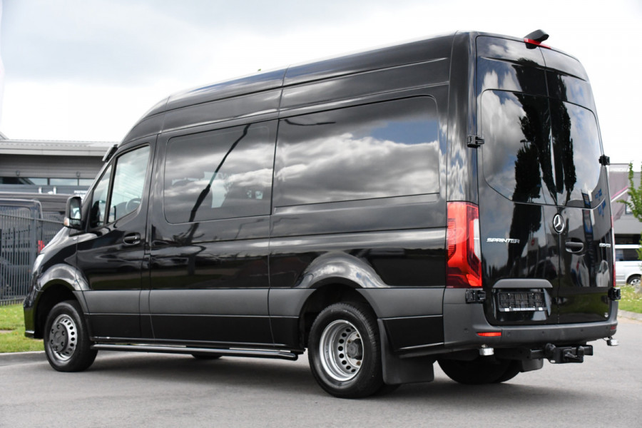 Mercedes-Benz Sprinter 519 V6 3.0 CDI DC L2H2 Black Edition Luchtvering, 360 Camera, 3500kg Trekhaak, Dubbel Cabine, 190PK, 10,5'' Mbux, NAVI, Automaat, UNIEK!