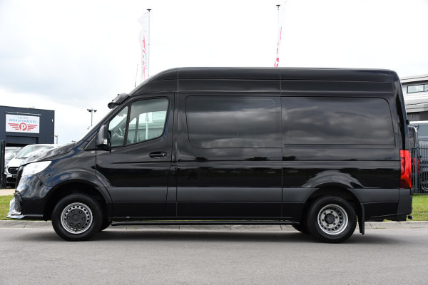 Mercedes-Benz Sprinter 519 V6 3.0 CDI DC L2H2 Black Edition Luchtvering, 360 Camera, 3500kg Trekhaak, Dubbel Cabine, 190PK, 10,5'' Mbux, NAVI, Automaat, UNIEK!