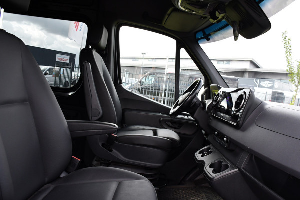 Mercedes-Benz Sprinter 519 V6 3.0 CDI DC L2H2 Black Edition Luchtvering, 360 Camera, 3500kg Trekhaak, Dubbel Cabine, 190PK, 10,5'' Mbux, NAVI, Automaat, UNIEK!