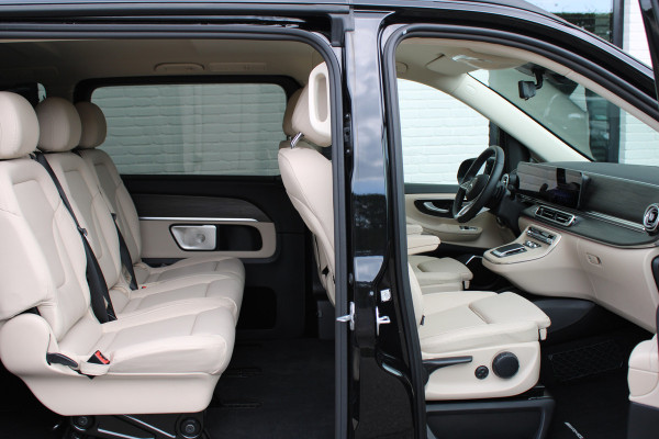 Mercedes-Benz V-Klasse 250d / DC / AMG / New Model / 2x Elec Schuifd / 360 Cam / Burmester / Vol Opties / NIEUWSTAAT