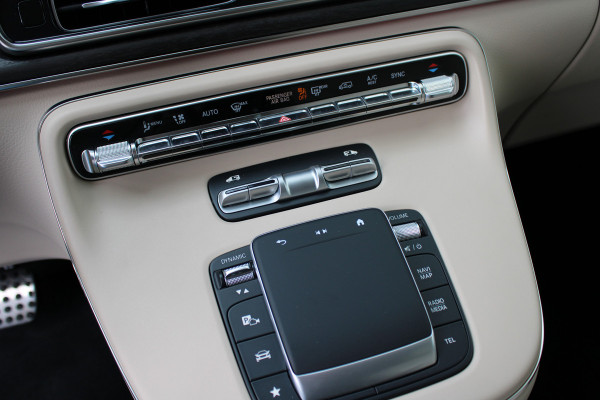 Mercedes-Benz V-Klasse 250d / DC / AMG / New Model / 2x Elec Schuifd / 360 Cam / Burmester / Vol Opties / NIEUWSTAAT
