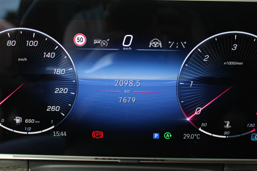 Mercedes-Benz V-Klasse 250d / DC / AMG / New Model / 2x Elec Schuifd / 360 Cam / Burmester / Vol Opties / NIEUWSTAAT