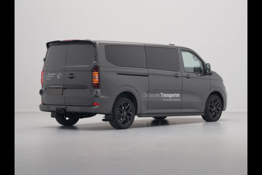 Volkswagen Transporter 2.0 TDI 125kW 170PK L2H1 Bulli AUT Intro rijdende demo, kilometerstand loopt op binnenzijde laadruimte is betimmerd