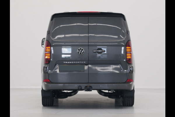 Volkswagen Transporter 2.0 TDI 125kW 170PK L2H1 Bulli AUT Intro rijdende demo, kilometerstand loopt op binnenzijde laadruimte is betimmerd