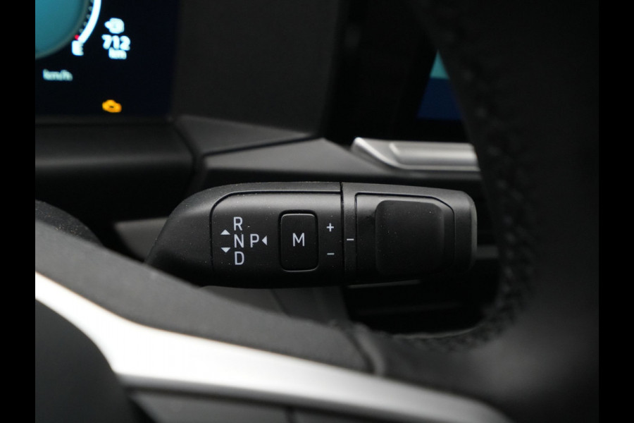 Volkswagen Transporter 2.0 TDI 125kW 170PK L2H1 Bulli AUT Intro rijdende demo, kilometerstand loopt op binnenzijde laadruimte is betimmerd