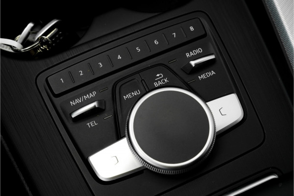 Audi A4 Avant 35 TFSI Sport 150PK Automaat LED Navi ECC