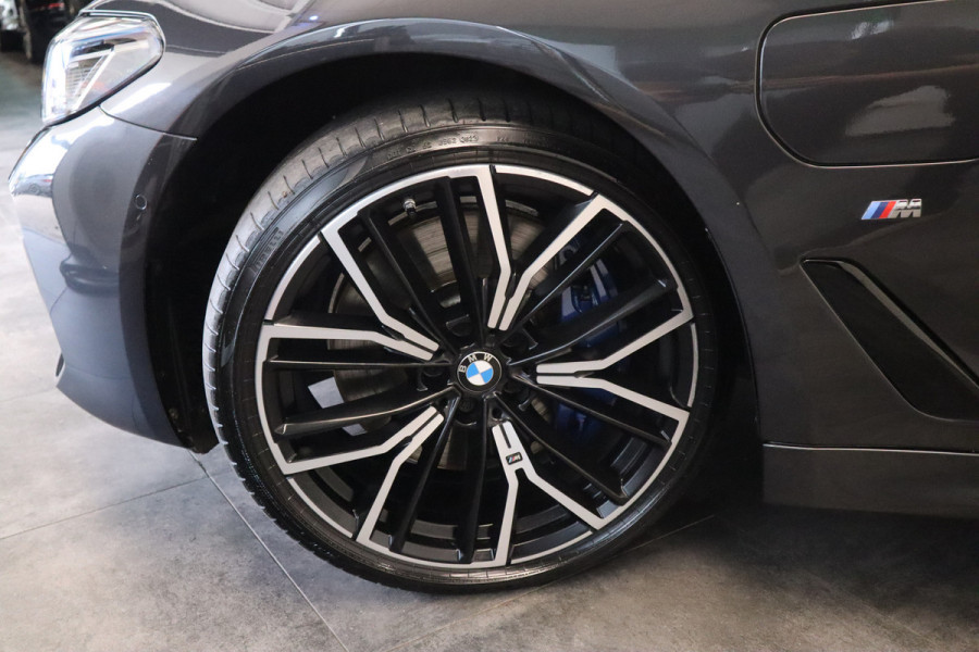 BMW 5 Serie 545e xDrive High Executive Edition M-sport Schuif/kantel dak Harman/Kardon