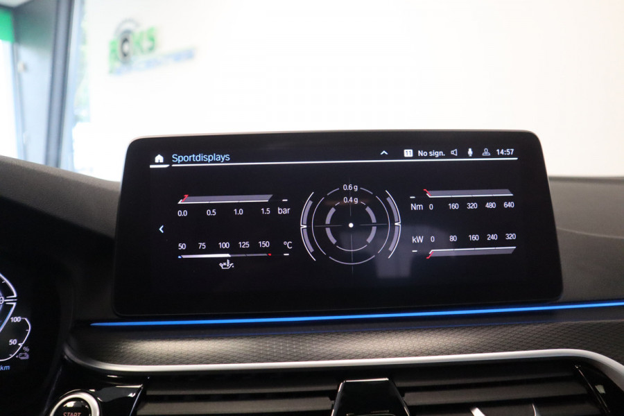 BMW 5 Serie 545e xDrive High Executive Edition M-sport Schuif/kantel dak Harman/Kardon