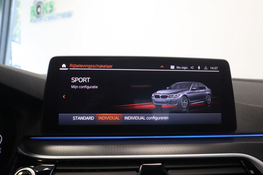 BMW 5 Serie 545e xDrive High Executive Edition M-sport Schuif/kantel dak Harman/Kardon