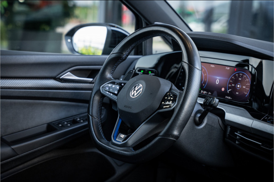 Volkswagen Golf 8 2.0 TSI R 4Motion -  R Performance Pack | Panorama | Akrapovic | ACC | H/K