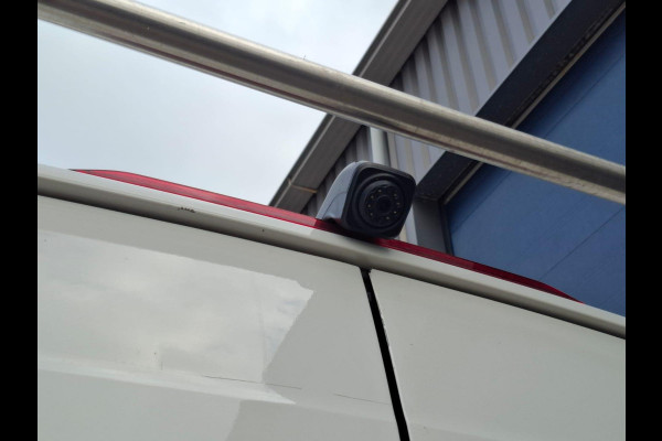 Volkswagen Crafter 35 2.0 TDI L3H3 Trendline IMPERIAL  / TREKHAAK / EURO 6 / NAP / CAMERA