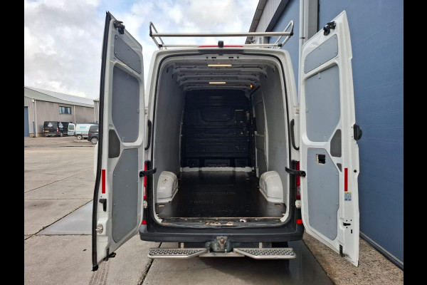 Volkswagen Crafter 35 2.0 TDI L3H3 Trendline IMPERIAL  / TREKHAAK / EURO 6 / NAP / CAMERA