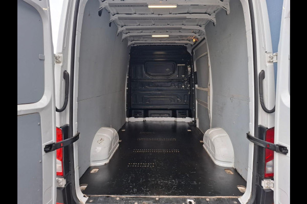 Volkswagen Crafter 35 2.0 TDI L3H3 Trendline IMPERIAL  / TREKHAAK / EURO 6 / NAP / CAMERA