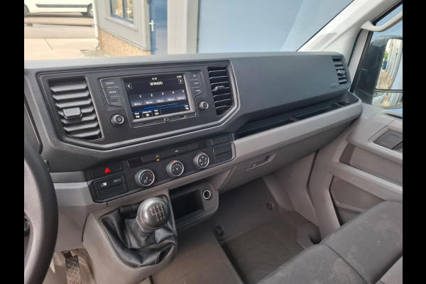 Volkswagen Crafter 35 2.0 TDI L3H3 Trendline IMPERIAL  / TREKHAAK / EURO 6 / NAP / CAMERA