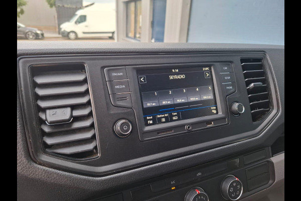 Volkswagen Crafter 35 2.0 TDI L3H3 Trendline IMPERIAL  / TREKHAAK / EURO 6 / NAP / CAMERA