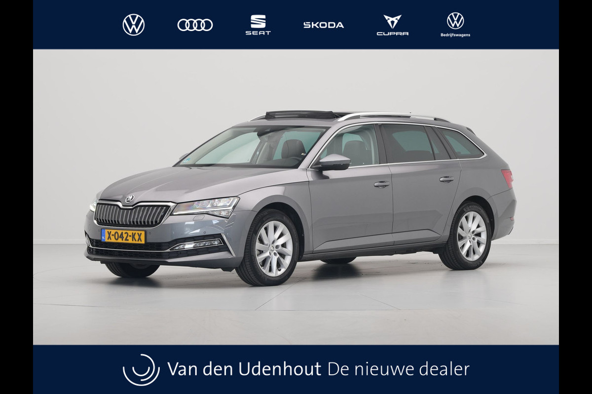 Škoda Superb Combi 1.4 TSI iV 218pk DSG Business Edition Plus Navigatie Wegkl. trekhaak Side assist Stoelverwarming v + a 221