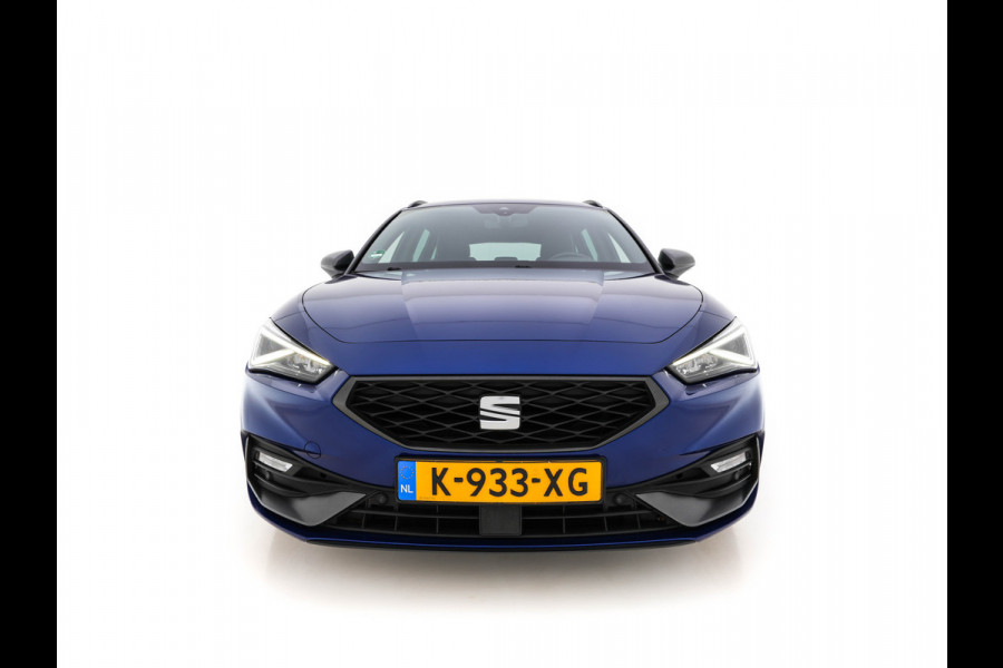 Seat Leon Sportstourer 1.5 eTSI FR Launch Edition Aut. *FULL-LED | DIGI-COCKPIT | NAVI-FULLMAP | LEATHER-MICROFIBRE | CARPLAY | KEYLESS | SHIFT-PADDLES | SPORT-SEATS | HEATED-SEATS | AMBIENT-LIGHT | CAMERA | ECC | PDC | CRUISE | TOWBAR | 17'