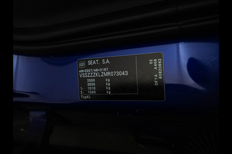 Seat Leon Sportstourer 1.5 eTSI FR Launch Edition Aut. *FULL-LED | DIGI-COCKPIT | NAVI-FULLMAP | LEATHER-MICROFIBRE | CARPLAY | KEYLESS | SHIFT-PADDLES | SPORT-SEATS | HEATED-SEATS | AMBIENT-LIGHT | CAMERA | ECC | PDC | CRUISE | TOWBAR | 17'