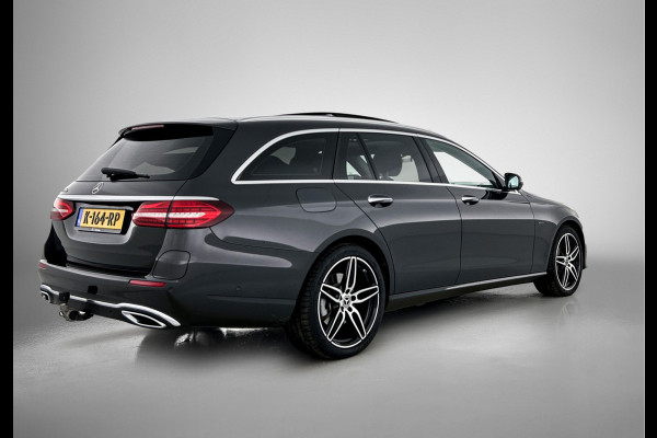 Mercedes-Benz E-Klasse Estate 300 e Business Solution AMG | Panoramadak | Wide screen | Navigatie | Elect. bedinebare voor stoelen met geheugen | Parking support met camera achter | Inclusief 24 maanden Mercedes-Benz Certified garantie voor Europa.
