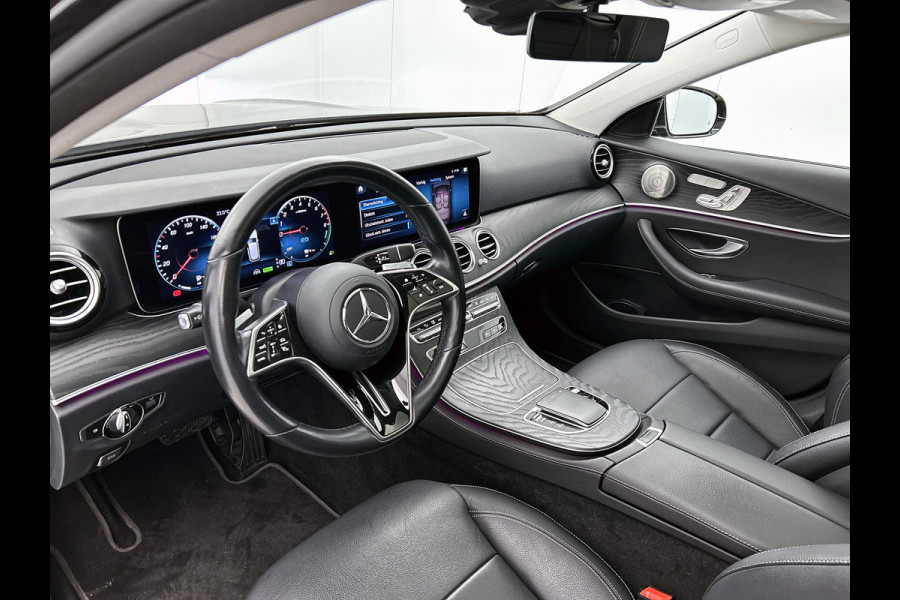 Mercedes-Benz E-Klasse Estate 300 e Business Solution AMG | Panoramadak | Wide screen | Navigatie | Elect. bedinebare voor stoelen met geheugen | Parking support met camera achter | Inclusief 24 maanden Mercedes-Benz Certified garantie voor Europa.