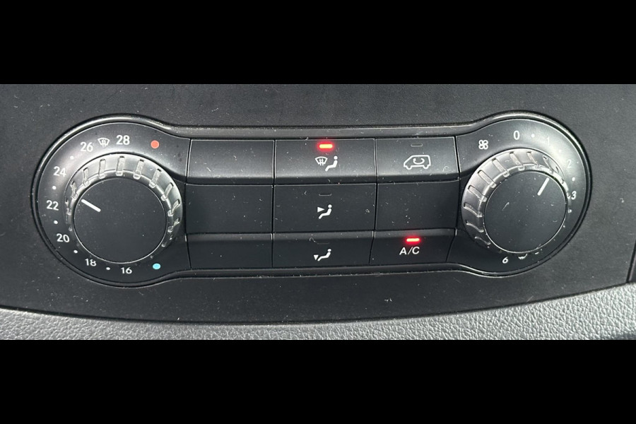 Mercedes-Benz Vito 111 CDI Lang Airco Trekhaak in supermooie goede staat. TOPBUS