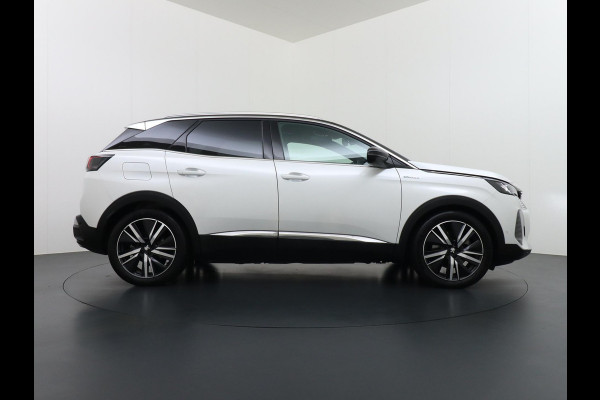 Peugeot 3008 1.6 HYbrid4 300 GT BLACK PACK | PANO | 360 CAMERA