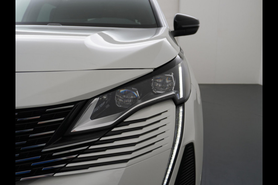 Peugeot 3008 1.6 HYbrid4 300 GT BLACK PACK | PANO | 360 CAMERA