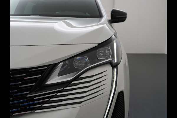 Peugeot 3008 1.6 HYbrid4 300 GT BLACK PACK | PANO | 360 CAMERA