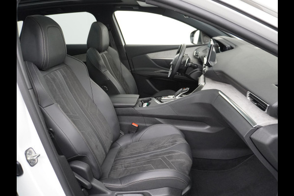 Peugeot 3008 1.6 HYbrid4 300 GT BLACK PACK | PANO | 360 CAMERA