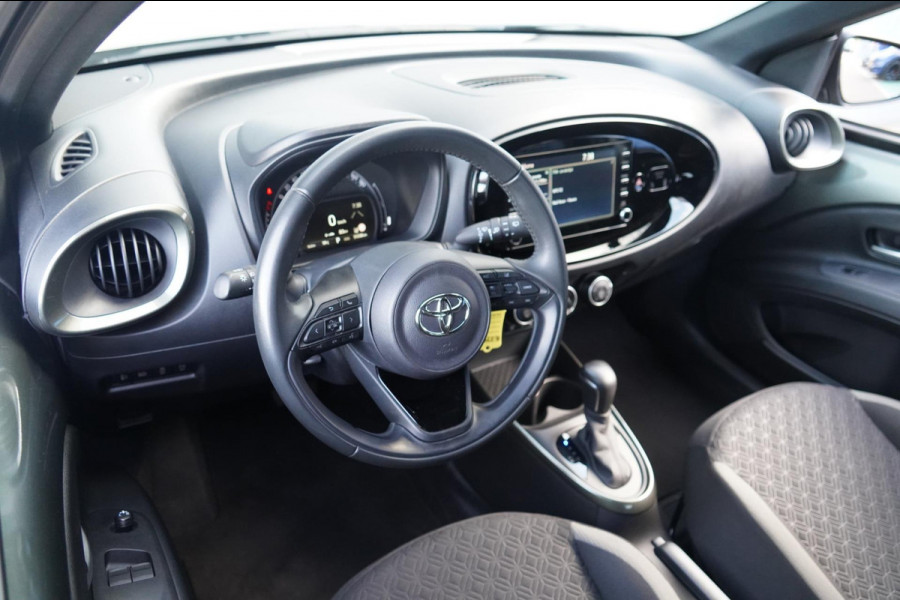 Toyota Aygo X 1.0 VVT-i S-CVT first / Camera / Carplay / Climate / Stoelverw. / Adaptieve Cruise